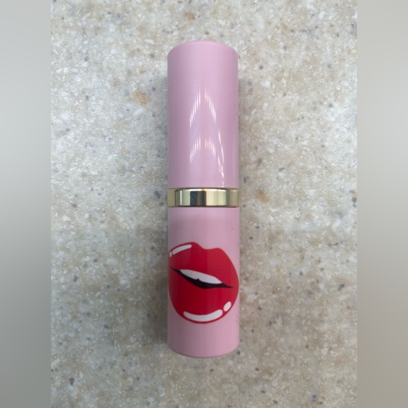 ESTEE LAUDER LIPSTICK - Picture 2 of 3